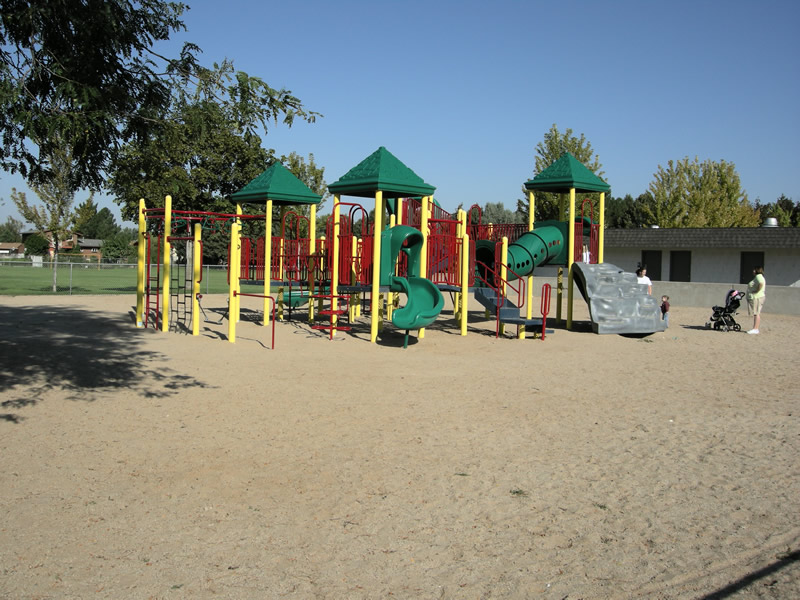 Roy City Sandridge Park playground equipment.